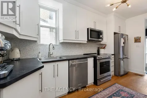 110 Hastings Avenue Toronto (south Riverdale) ON M4L 2L2