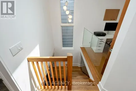 110 Hastings Avenue Toronto (south Riverdale) ON M4L 2L2