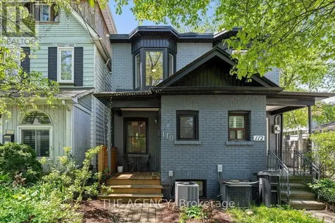 110 Hastings Avenue Toronto (south Riverdale) ON M4L 2L2