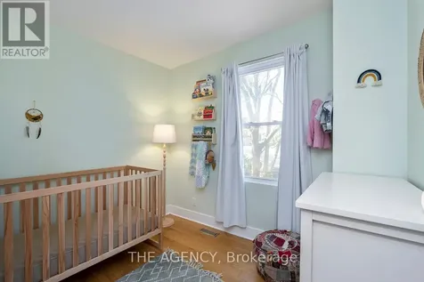 110 Hastings Avenue Toronto (south Riverdale) ON M4L 2L2