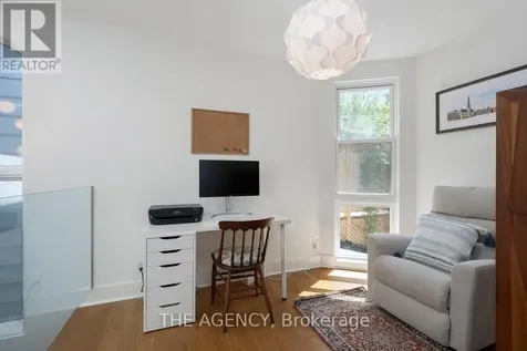 110 Hastings Avenue Toronto (south Riverdale) ON M4L 2L2