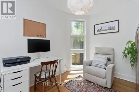 110 Hastings Avenue Toronto (south Riverdale) ON M4L 2L2