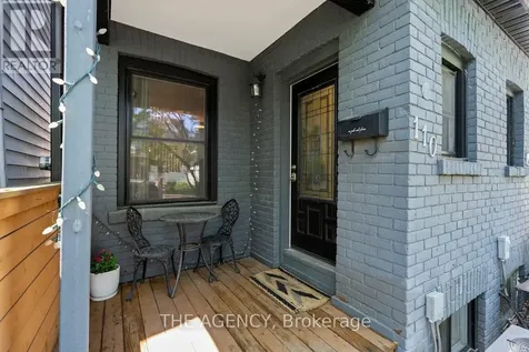 110 Hastings Avenue Toronto (south Riverdale) ON M4L 2L2