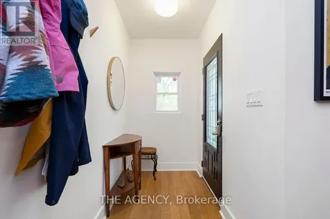110 Hastings Avenue Toronto (south Riverdale) ON M4L 2L2
