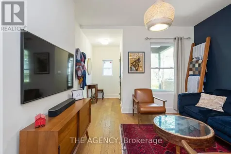 110 Hastings Avenue Toronto (south Riverdale) ON M4L 2L2
