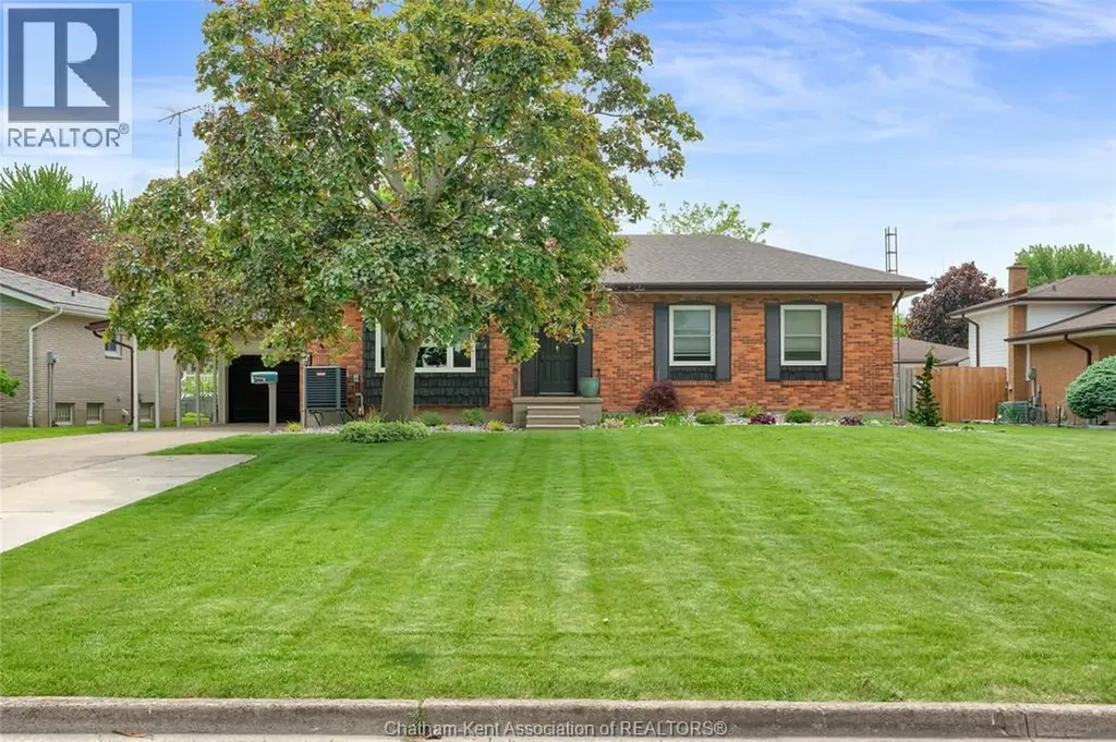 5 Balmoral Place Wallaceburg ON N8A 2E2