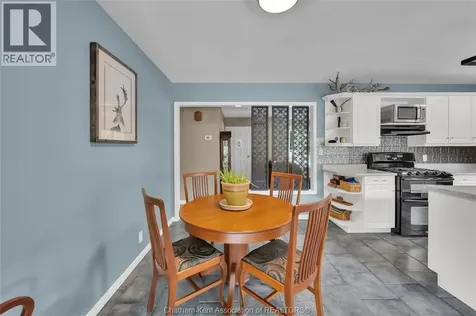 5 Balmoral Place Wallaceburg ON N8A 2E2