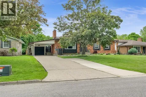 5 Balmoral Place Wallaceburg ON N8A 2E2