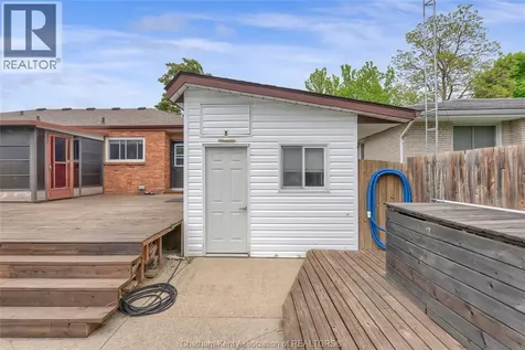 5 Balmoral Place Wallaceburg ON N8A 2E2