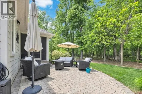 57 Red Oak Crescent Amherstburg ON N9V 4C4