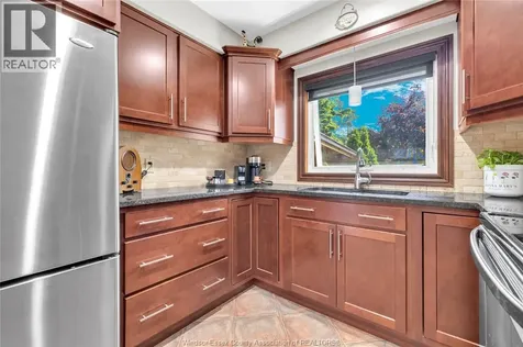 2630 Virginia Park Windsor ON N9E 2B4