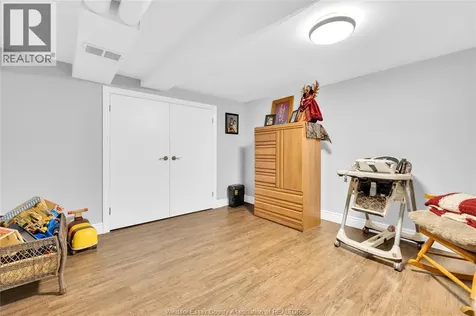 2630 Virginia Park Windsor ON N9E 2B4