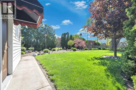 2630 Virginia Park Windsor ON N9E 2B4