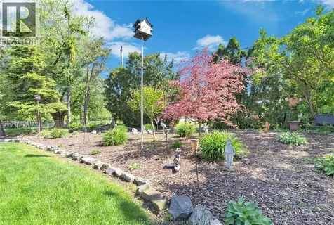 2630 Virginia Park Windsor ON N9E 2B4