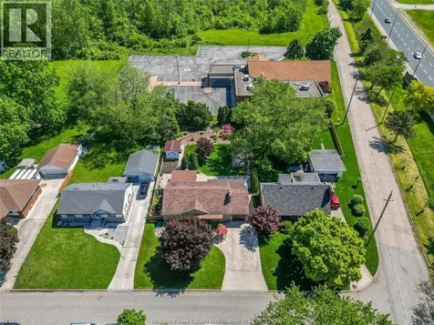 2630 Virginia Park Windsor ON N9E 2B4
