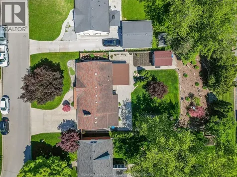 2630 Virginia Park Windsor ON N9E 2B4