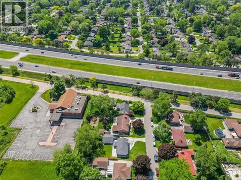 2630 Virginia Park Windsor ON N9E 2B4