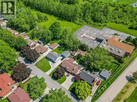 2630 Virginia Park Windsor ON N9E 2B4