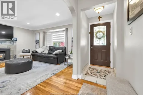 2630 Virginia Park Windsor ON N9E 2B4
