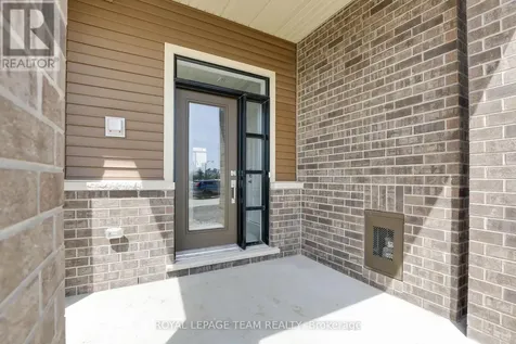 937 Athenry Court Ottawa ON K2J 7C9