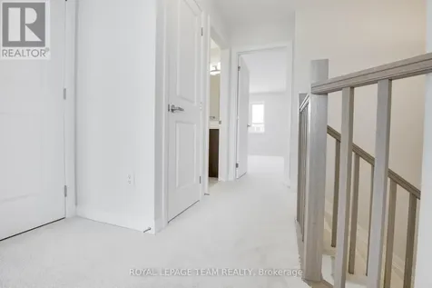 937 Athenry Court Ottawa ON K2J 7C9