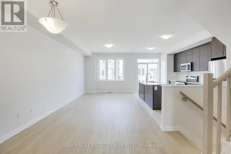 937 Athenry Court Ottawa ON K2J 7C9