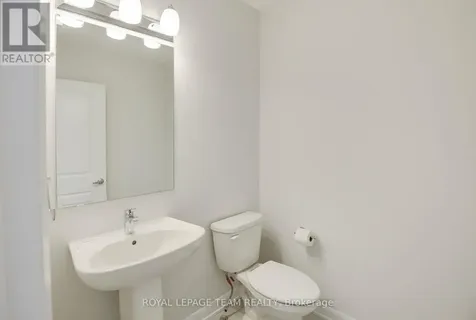 937 Athenry Court Ottawa ON K2J 7C9