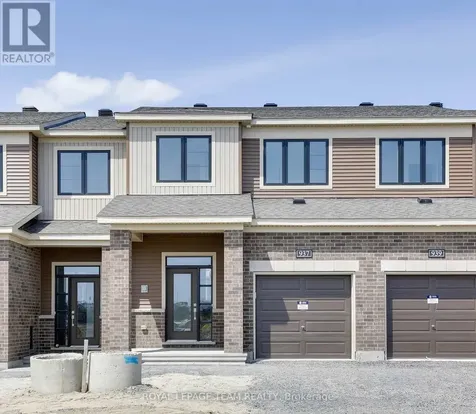 937 Athenry Court Ottawa ON K2J 7C9