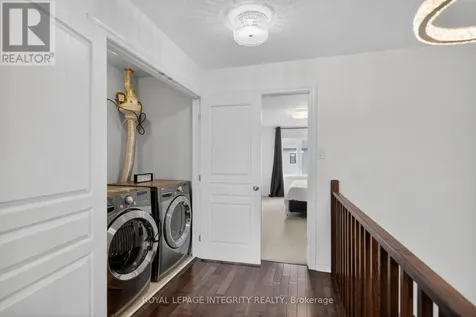 345 Cooks Mill Crescent Ottawa ON K1V 2N3