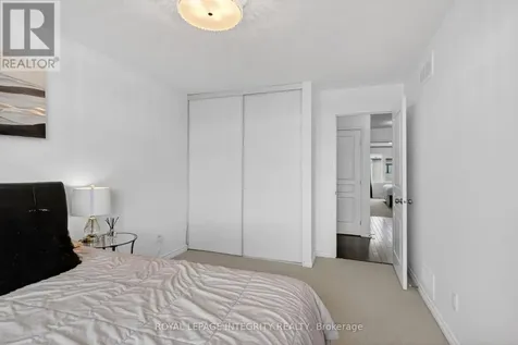 345 Cooks Mill Crescent Ottawa ON K1V 2N3