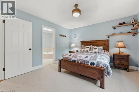 6 Berdux Place Wellesley ON N0B 2T0