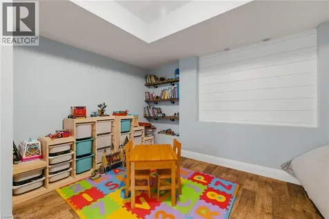 6 Berdux Place Wellesley ON N0B 2T0