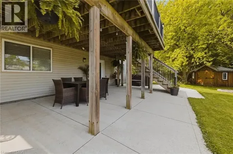 6 Berdux Place Wellesley ON N0B 2T0