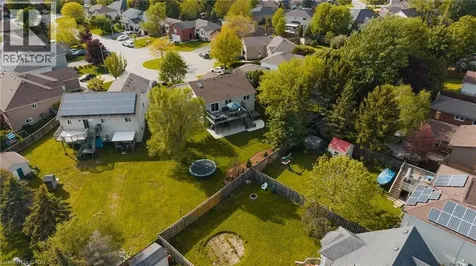 6 Berdux Place Wellesley ON N0B 2T0