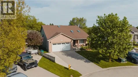 6 Berdux Place Wellesley ON N0B 2T0