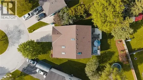 6 Berdux Place Wellesley ON N0B 2T0