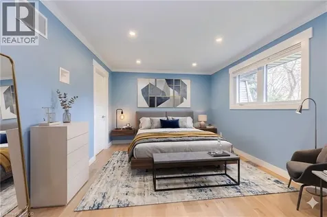 2128 Dunedin Road Oakville ON L6J 5V3