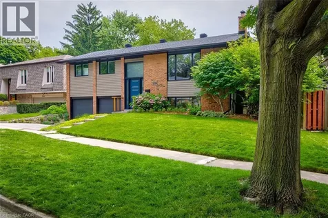 2128 Dunedin Road Oakville ON L6J 5V3