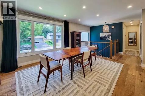 2128 Dunedin Road Oakville ON L6J 5V3