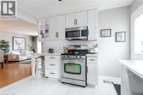 11 Wendy Crescent Kitchener ON N2A 3T4