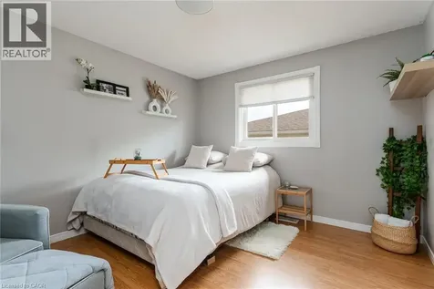 11 Wendy Crescent Kitchener ON N2A 3T4