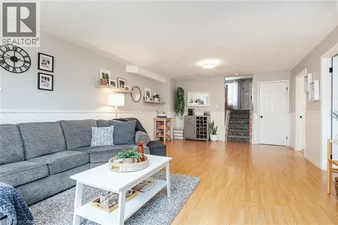 11 Wendy Crescent Kitchener ON N2A 3T4
