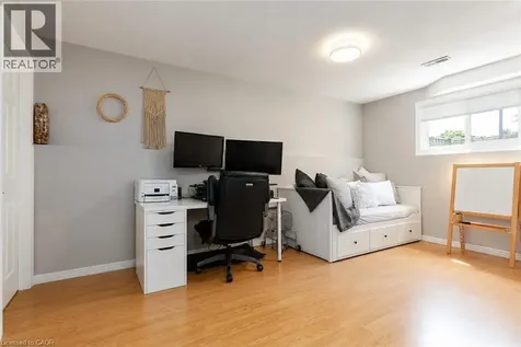 11 Wendy Crescent Kitchener ON N2A 3T4