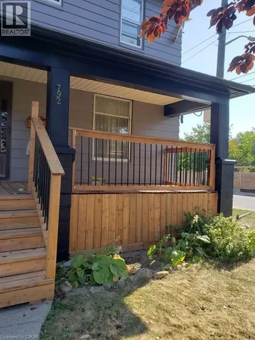 792 Pierre Avenue Windsor ON N9A 2K5