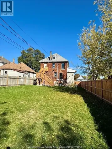 531 Langlois Windsor ON N9A 2G3