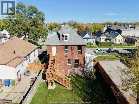 531 Langlois Windsor ON N9A 2G3
