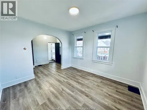 531 Langlois Windsor ON N9A 2G3