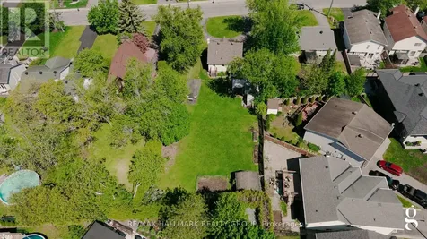 6988 Notre Dame Street Ottawa ON K1C 1H7