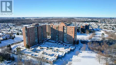 2759 Carousel Crescent Ottawa ON K1T 2N5