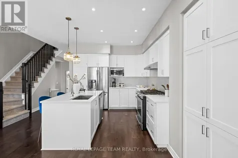 49 Plank Street Ottawa ON K2V 0M4